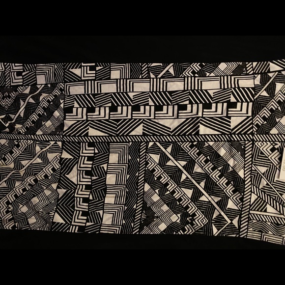 Aztec Blouse - Picture 4 of 5